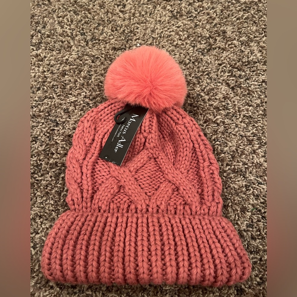 Marcus Adler New York Pink Knit Hat with cute fluffy pink Pom Pom, new with tag